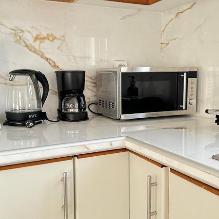 Sunny Apartment For Couples & Friends In Centre Iraklio Exteriér fotografie