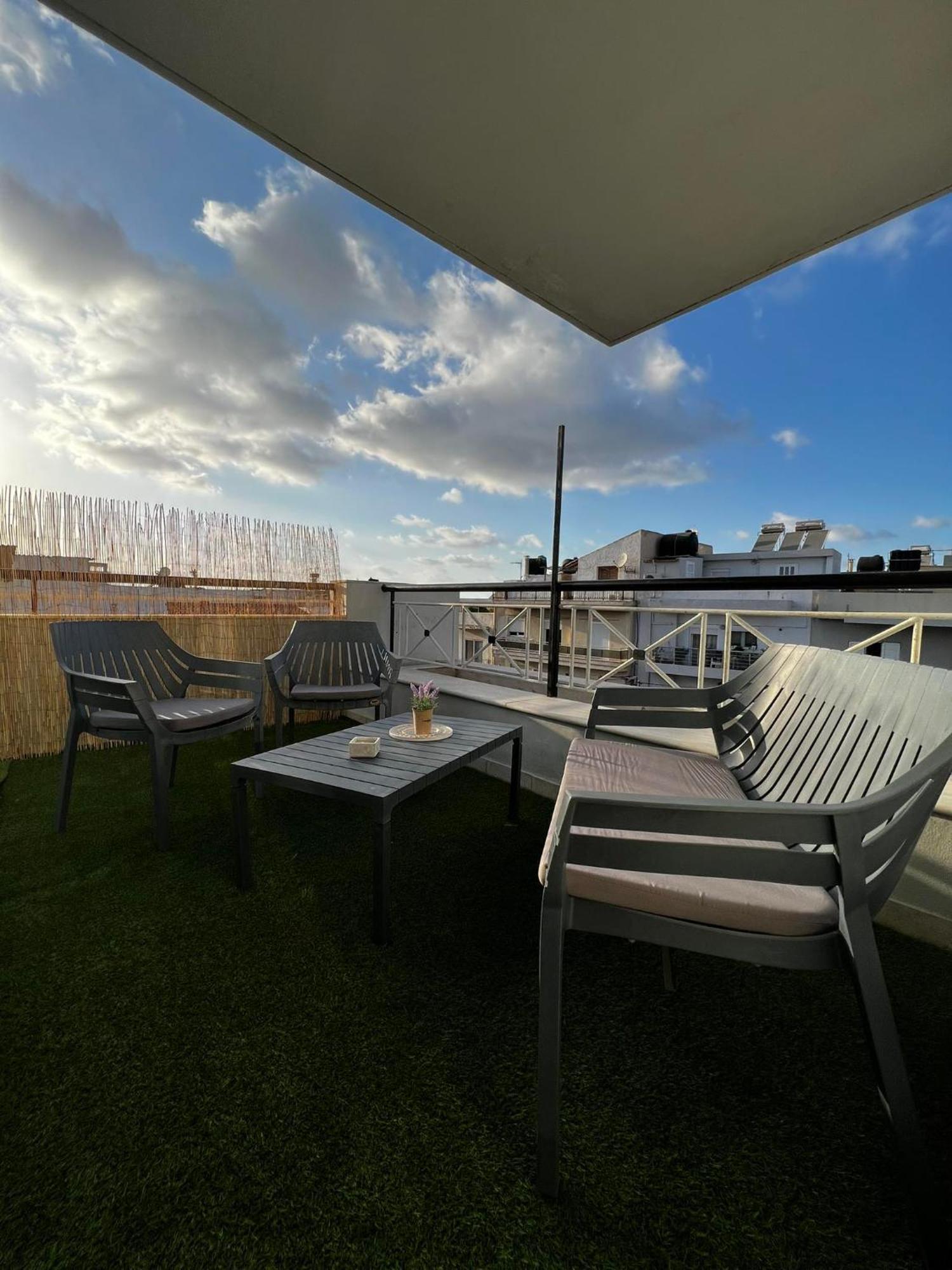 Sunny Apartment For Couples & Friends In Centre Iraklio Exteriér fotografie