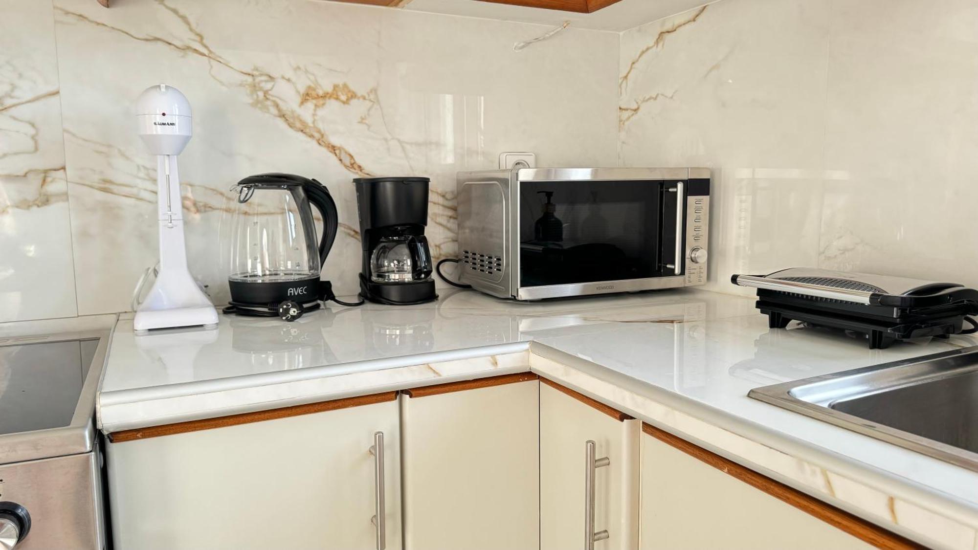 Sunny Apartment For Couples & Friends In Centre Iraklio Exteriér fotografie